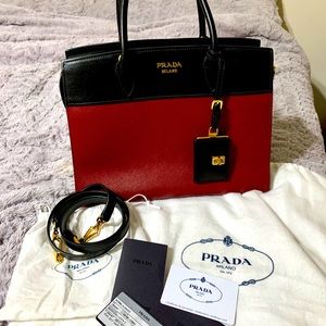 Esplanade Bag Saffiano with City Calf Medium